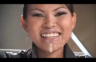 XXX પ્રયાસ કરે ગળી સમગ્ર