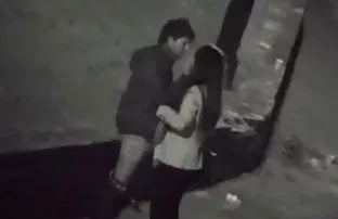 XXX વાહિયાત નજીક આગળના દરવાજા