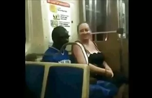 XXX સેક્સ પછી સ્નાન
