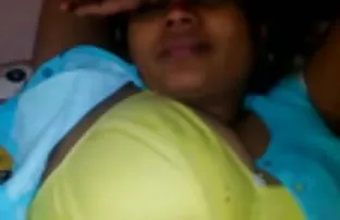 XXX ત્રણ યુવાન Sluts ગોઠવી નાખ્યો