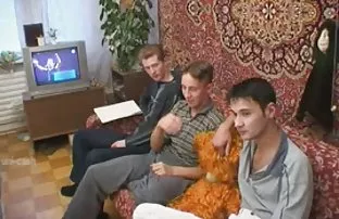 XXX એક છોકરી મળ્યા યાર્ડ