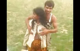 XXX શરૂ સાથે એક છોકરી, છોકરી આપ્યો podolbit તમારા ભોસ ચુત
